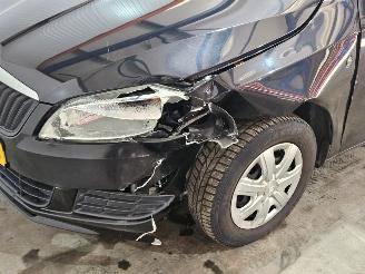 Skoda Fabia 1.2i 12V Hatchback 4Dr Benzine 1.198cc 51kW (69pk) picture 6