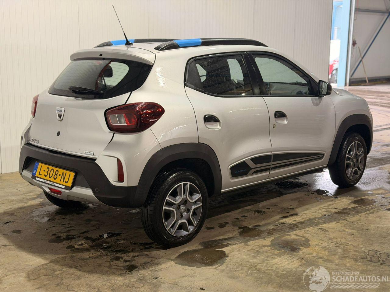 Dacia Spring 45 Hatchback  Elektrisch  33kW (45pk) RWD 2020-10 (BV2M1) 4DB401