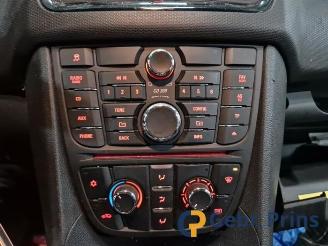 Vrakbiler auto Opel Meriva Meriva (B), MPV, 2010 / 2017 1.4 16V Ecotec 2012/8