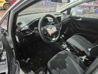 Ford Fiesta 1.1 Ti-VCT 12V 85 Hatchback  Benzine 1.084cc 63kW (86pk) FWD picture 11