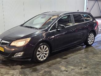 Opel Astra 1.4 Turbo 16V Combi/o  Benzine 1.364cc 103kW (140pk) FWD picture 5