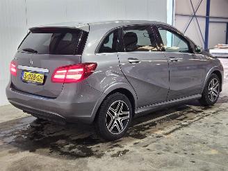 Auto incidentate Mercedes B-klasse B-250 e Hatchback  Elektrisch  132kW (179pk) FWD 2016/11