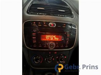Fiat Punto Punto III (199), Hatchback, 2012 0.9 TwinAir Turbo 100 picture 9