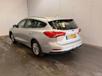 Schadeauto Ford Focus 1.0 Ti-VCT EcoBoost 12V 125 Combi/o  Benzine 999cc 92kW (125pk) FWD 2019/12