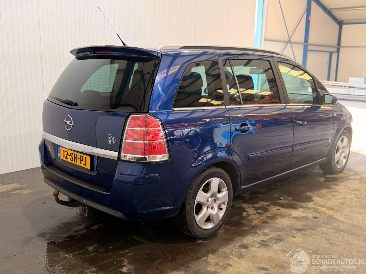 Opel Zafira 2.2 16V 7-seats Direct Ecotec MPV  Benzine 2.198cc 110kW (150pk) FWD