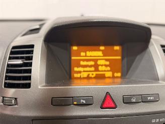 Opel Zafira 2.2 16V 7-seats Direct Ecotec MPV  Benzine 2.198cc 110kW (150pk) FWD picture 14