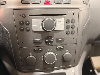 Opel Zafira 2.2 16V 7-seats Direct Ecotec MPV  Benzine 2.198cc 110kW (150pk) FWD picture 13