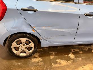 Kia Picanto 1.0 12V Hatchback  Benzine 998cc 51kW (69pk) FWD picture 7