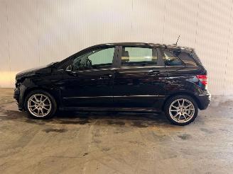 Mercedes B-klasse 1.5 B-160 16V Hatchback  Benzine 1 498cc 70kW (95pk) FWD picture 8