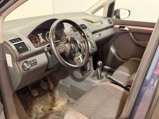 Volkswagen Touran 1.6 TDI 16V MPV  Diesel 1.598cc 77kW (105pk) FWD picture 12