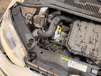 Volkswagen Up! 1.0 12V 60 Hatchback  Benzine 999cc 44kW (60pk) FWD picture 9