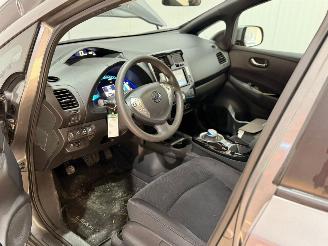 Nissan Leaf Leaf Hatchback  Elektrisch  80kW (109pk) FWD picture 9