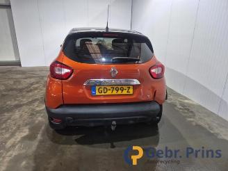 Vrakbiler auto Renault Captur Captur I (2R), SUV, 2013 1.2 TCE 16V EDC 2014/3