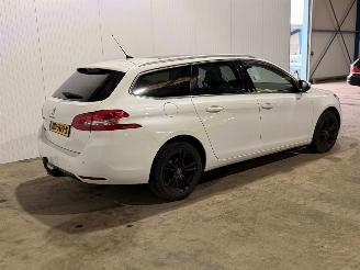 škoda osobní automobily Peugeot 308 1.6 BlueHDi 120 Combi/o 4Dr Diesel 1,560cc 88kW (120pk) FWD 2015/11