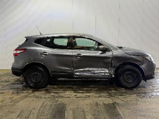 Nissan Qashqai 1.2 Benzine grijs 1197CC picture 8