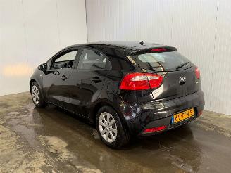 škoda osobní automobily Kia Rio 1.2 CVVT 16V Hatchback  Benzine 1.248cc 63kW (86pk) FWD 2012/5