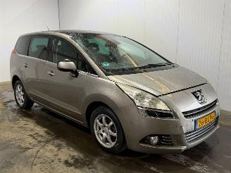 Unfallwagen Peugeot 5008 1.6 VTI 16V MPV  Benzine 1.598cc 88kW (120pk) FWD 2011/5