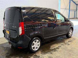skadebil bedrijf Dacia Dokker 1.5 dCi 90 Bestel  Diesel 1.461cc 66kW (90pk) FWD 2013/11