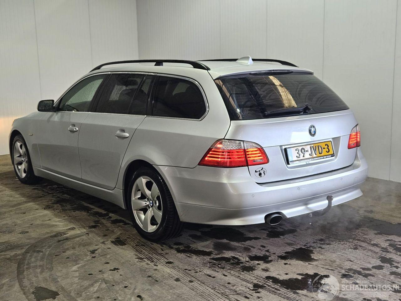 BMW 5-serie 520i 16V Combi/o  Benzine 1.995cc 125kW (170pk) RWD