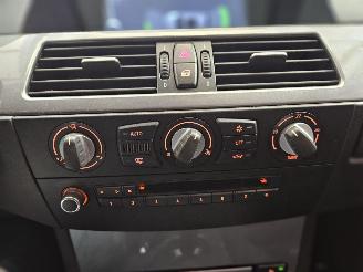 BMW 5-serie 520i 16V Combi/o  Benzine 1.995cc 125kW (170pk) RWD picture 12