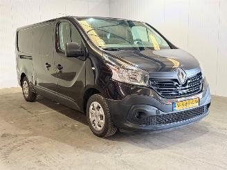 krockskadad bil bedrijf Renault Trafic 1.6 dCi 125 Twin Turbo Bestel  Diesel 1.598cc 92kW (125pk) FWD 2017/5
