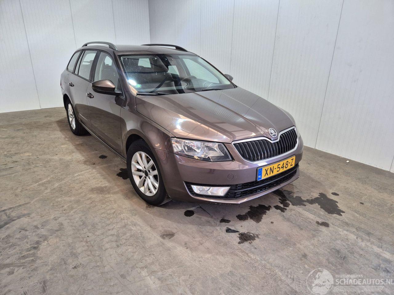 Skoda Octavia 1.6 TDI GreenTec 16V Combi/o 4Dr Diesel 1.598cc 77kW (105pk) FWD
