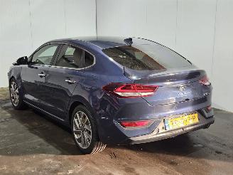 Vaurioauto  passenger cars Hyundai I-30 Fastback 1.0 T-GDI 12V Liftback  Benzine 998cc 88kW (120pk) FWD 2019/7