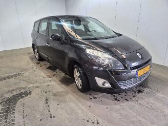 Unfallwagen Renault Grand-scenic 1.4 16V TCe 130 MPV  Benzine 1.397cc 96kW (131pk) FWD 2009/10