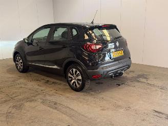skadebil auto Renault Captur 0.9 Energy TCE 12V SUV  Benzine 898cc 66kW (90pk) 2019/3