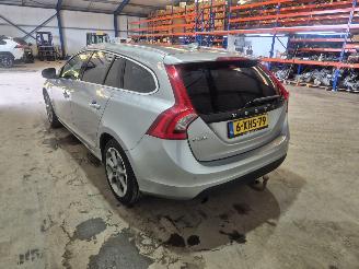 Volvo V-60 1.6 DRIVe Combi/o  Diesel 1.560cc 84kW (114pk) FWD picture 5