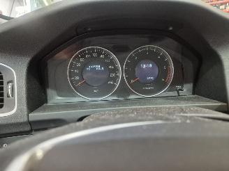 Volvo V-60 1.6 DRIVe Combi/o  Diesel 1.560cc 84kW (114pk) FWD picture 12