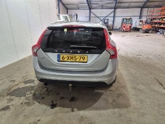 Volvo V-60 1.6 DRIVe Combi/o  Diesel 1.560cc 84kW (114pk) FWD picture 4