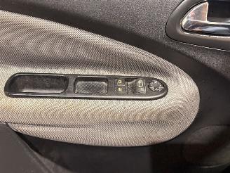 Citroën C3 picasso 1.4 16V VTI 95 MPV picture 16