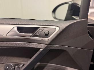 Volkswagen Golf 1.4 TSI 16V Hatchback picture 23