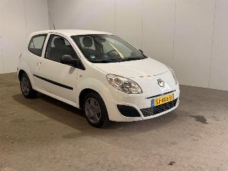 skadebil auto Renault Twingo 1.2 Hatchback 2008/3