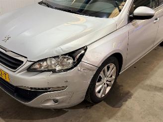 Peugeot 308 1.6 BlueHDI Blue Lease Executive picture 9