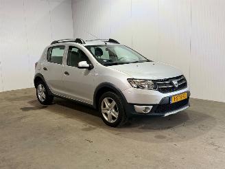 Coche accidentado Dacia Sandero 0.9 TCe Stepway Lauréate 2013/12