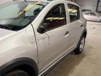 Dacia Sandero 0.9 TCe Stepway Lauréate picture 10