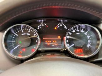 Peugeot 3008 1.6 THP GT picture 11