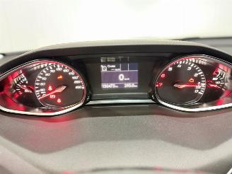 Peugeot 308 1.2 Puretech Blue Lease Executive picture 13