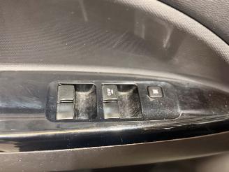 Mitsubishi Space-star 1.0 Intense picture 13