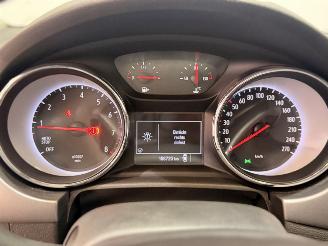 Opel Astra SPORTS TOURER 1.2 Turbo picture 14
