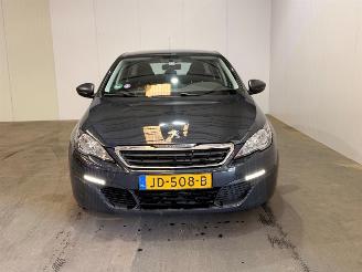 Peugeot 308 1.2 PureTech Access picture 7