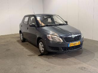 uszkodzony samochody osobowe Skoda Fabia 1.2 Comfort 2011/6