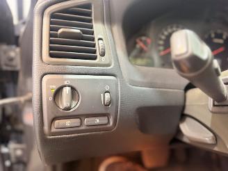 Volvo V-70 2.4 D5 AWD Geartronic C.L. picture 15