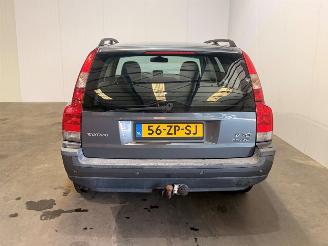 Volvo V-70 2.4 D5 AWD Geartronic C.L. picture 4