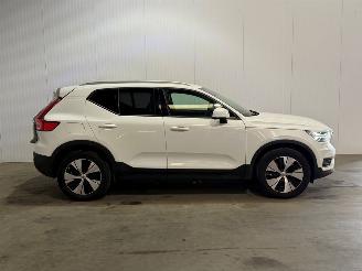 Volvo XC40 1.5 T5 Twin Engine Momentum Pro picture 2
