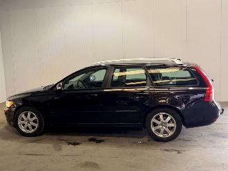 Volvo V-50 1.6 D2 S/S R-Design Pro Edition picture 6