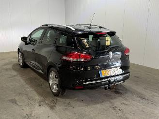 damaged passenger cars Renault Clio 1.5 dCi ECO Dynamique 2015/8