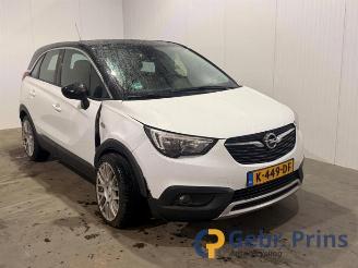 Vrakbiler auto Opel Crossland Crossland (X), SUV, 2017 1.2 Turbo 12V 2019/1